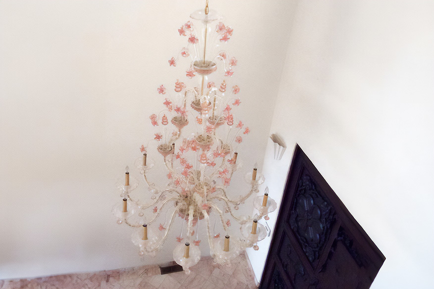 Murano Glass Chandelier - Goodman Shipping