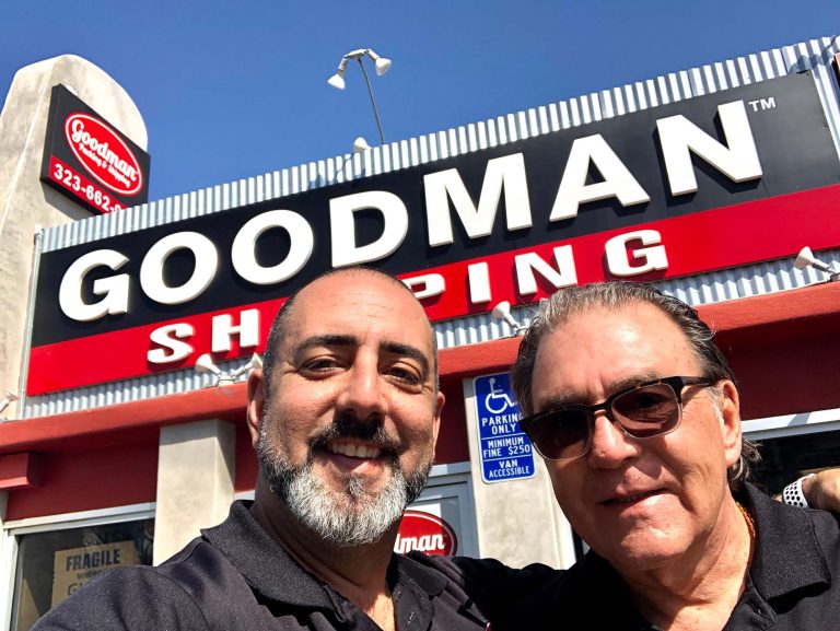 Goodman Packing and Shipping Los Feliz - serving our neighbors with a family feeling. since 1994